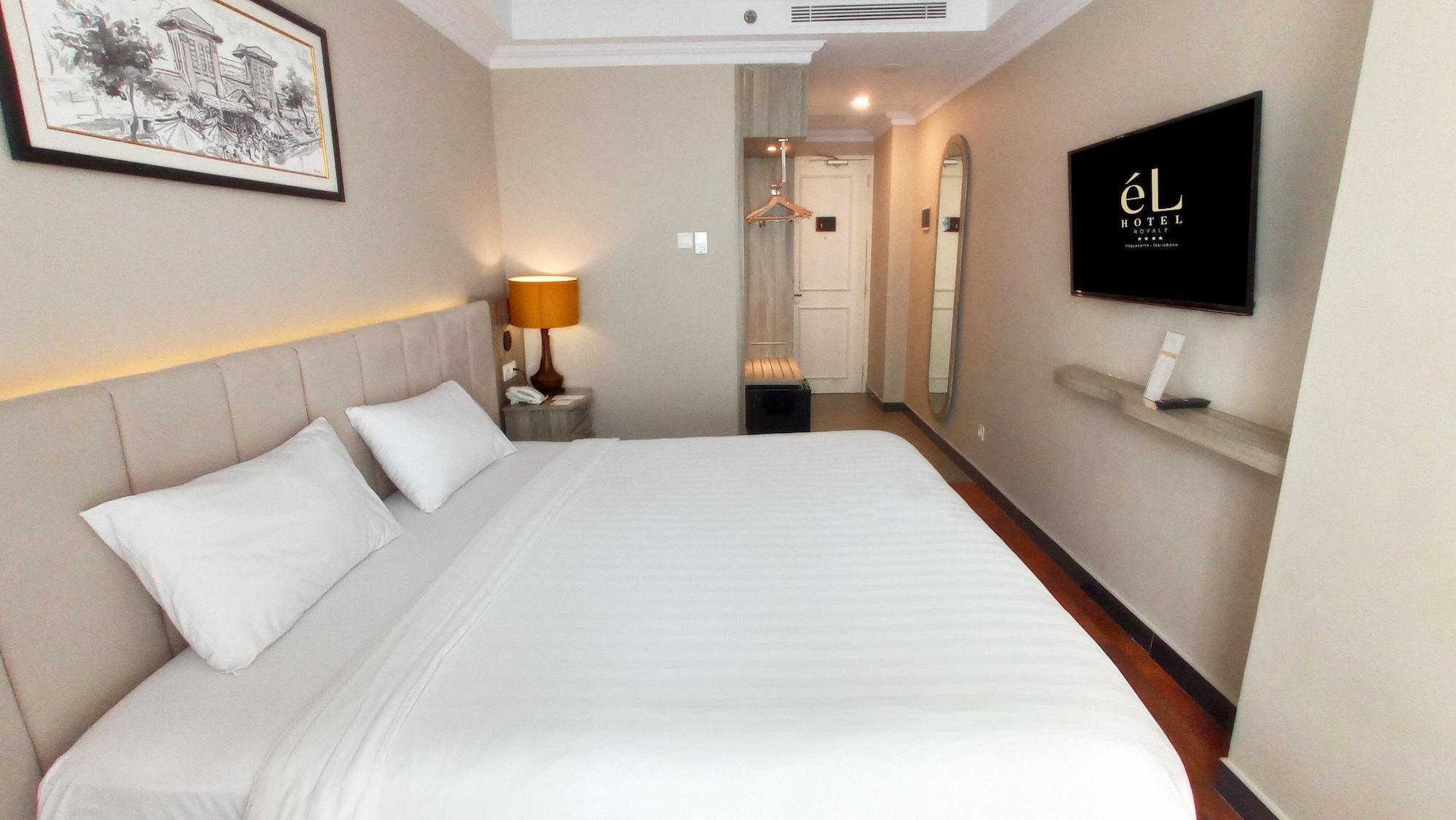 El Hotel Yogyakarta Malioboro Exterior photo